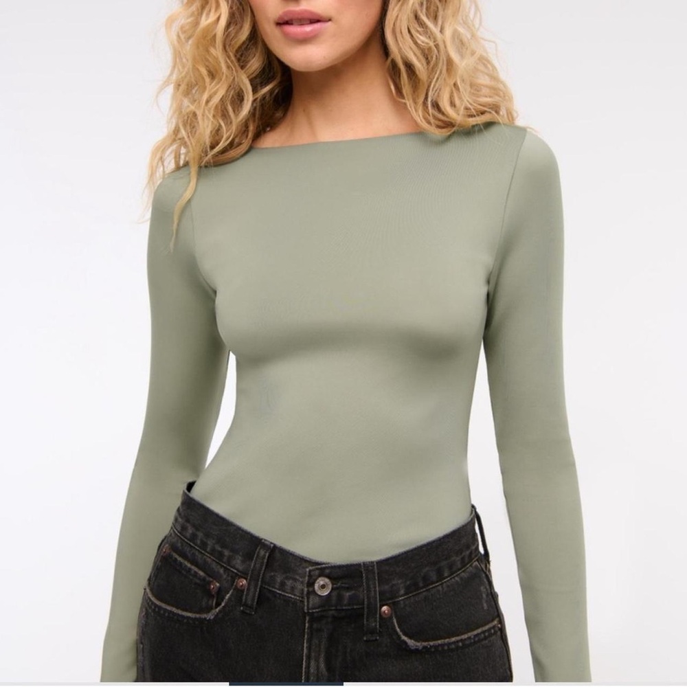 Abercrombie & Fitch Sage Green Boat Neck Long Sleeve Shirt